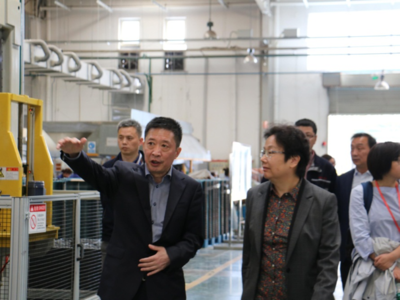 姜風(fēng)女士到訪揚(yáng)子空調(diào)，推動(dòng)家電行業(yè)技術(shù)革新